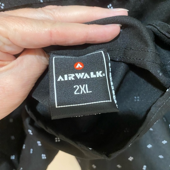 Airwalk Men’s Black Short Sleeve Casual Button Down Shirt - XXL - Picture 5 of 9